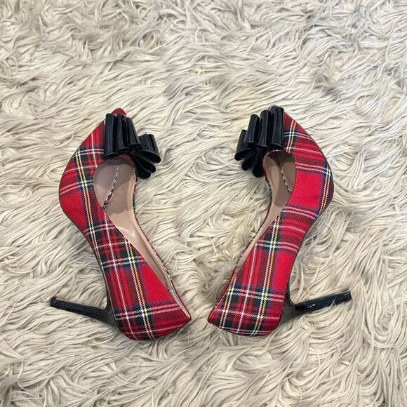 Betsey Johnson Red Plaid Heels with Black Bow - Picture 7 of 7